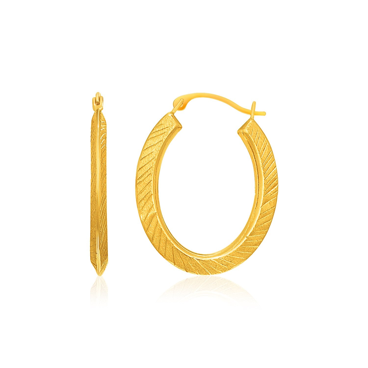 Boucles d'oreilles créoles texturées en or jaune 10 carats