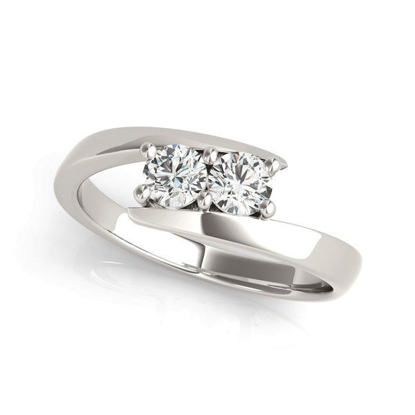 Anillo de oro blanco de 14 k con diamantes redondos de dos piedras con punta común (1/2 quilates)