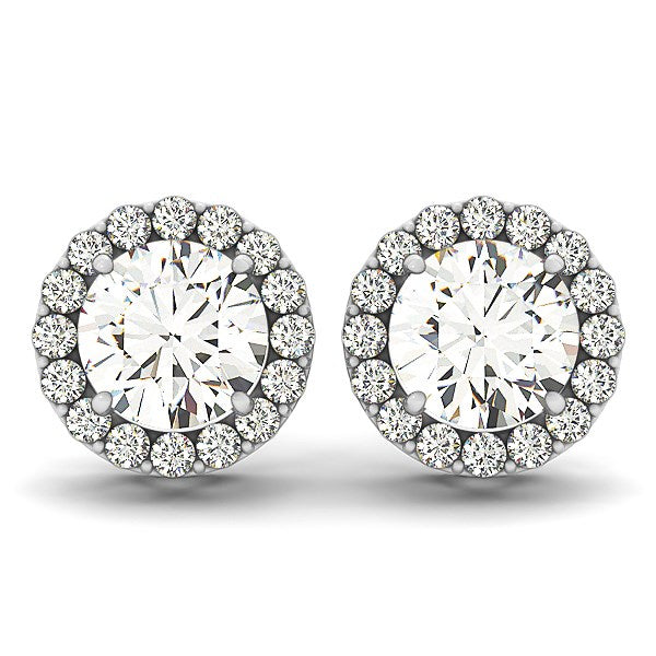 Boucles d'oreilles en or blanc 14 carats à quatre griffes avec halo de diamants ronds (1 1/6 carat au total)
